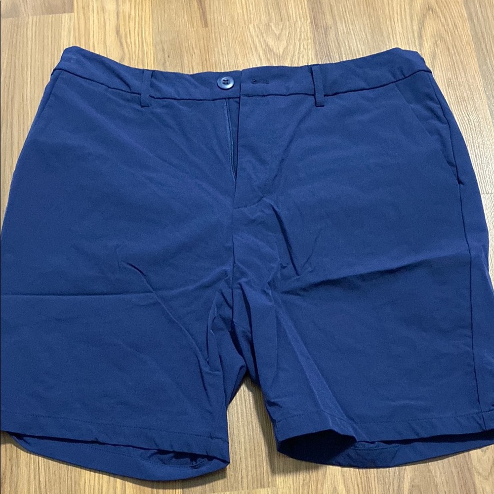 🚨2/$15. Coofandy. Quick dry navy blue shorts. Size 34